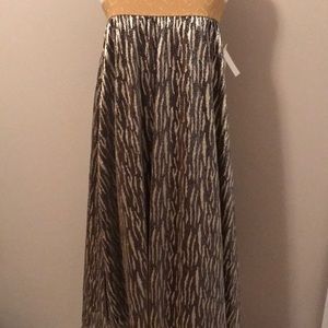 Lularoe shimmering Lucy Skirt